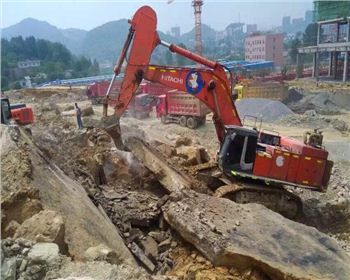 成都挖掘機(jī)施工案例