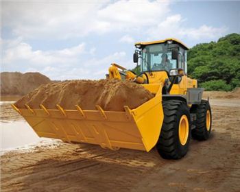 2018年1-4月推土機(jī)累計(jì)銷(xiāo)售3100臺(tái)，同比增長(zhǎng)38%