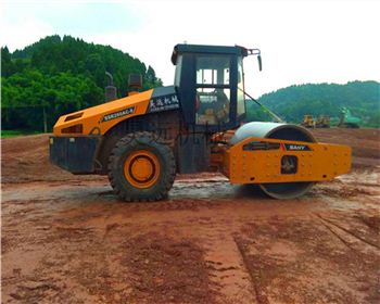 昊遠三一26噸壓路機