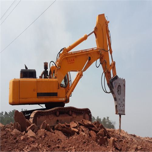 挖掘機配高頻破碎錘使用優(yōu)勢有哪些？